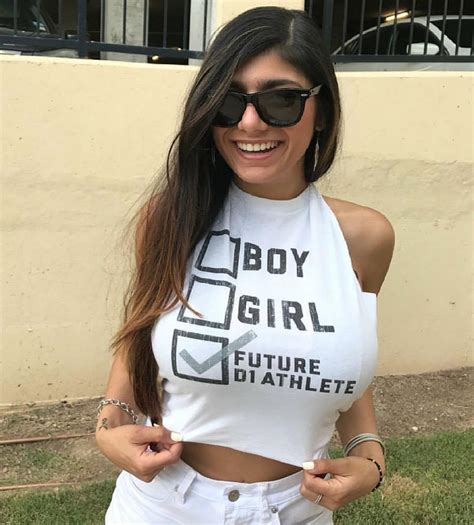 videos de porno de mia khalifa|Mia Khalifa New Porn Videos